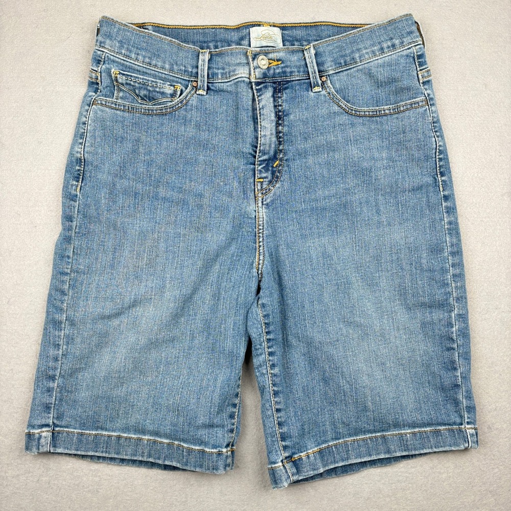 Levis 512 Perfectly Slimming Shorts Womens‎ 14 Flap Pocket Bermuda